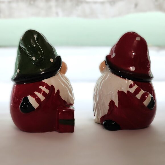 Santa Claus Style Gnome Salt & Pepper Shakers - Picture 2 of 8